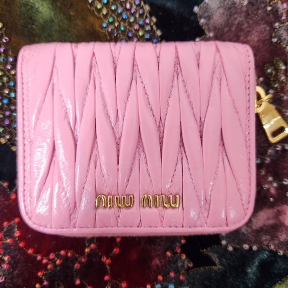 Miu Miu Wallet - Picture 1 of 10